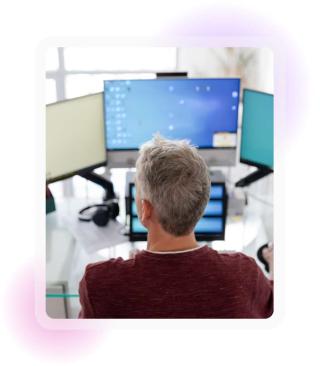 HR Manager working through data and analytics