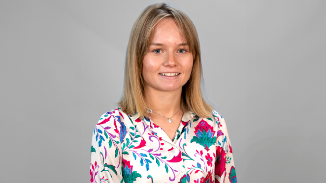 Harriet Gomme, Graduate website page.